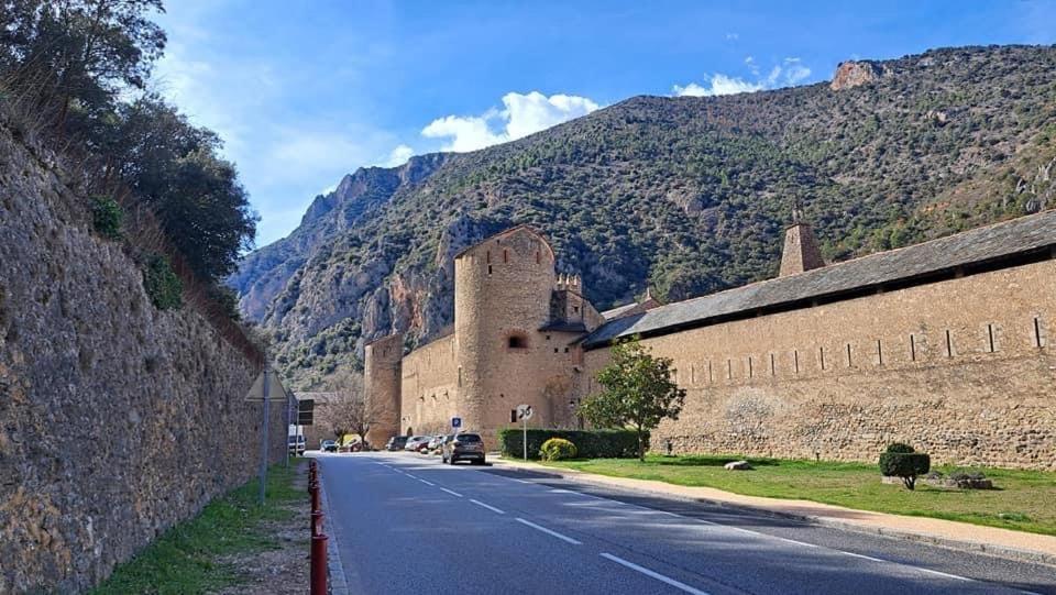 Maison Les Ramparts Villefranche-de-Conflent Eksteriør billede